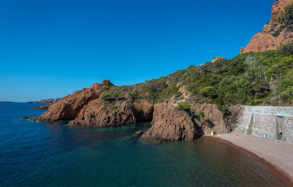 saint-raphael - calanque de saint-barthelemy