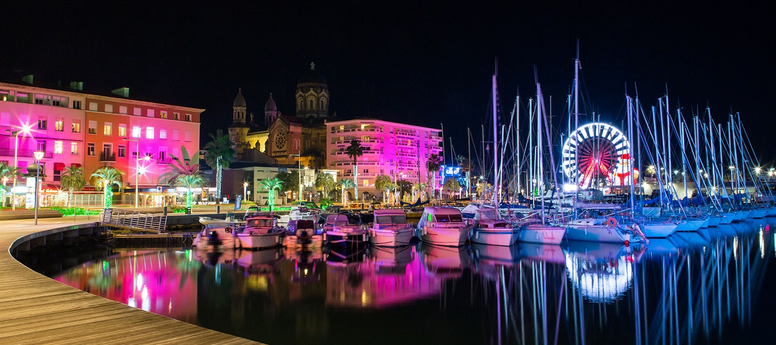 Port illuminé de Saint Raphael