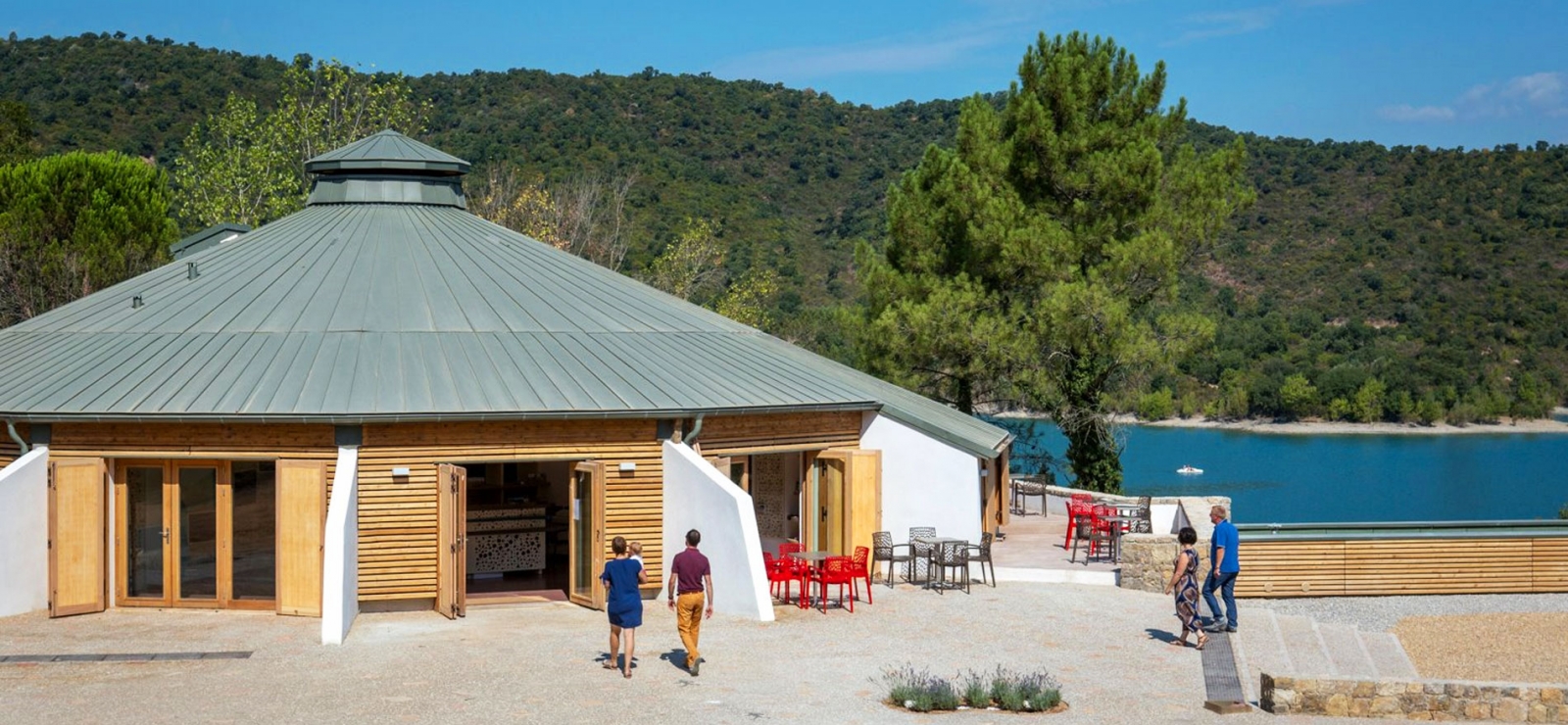 pays de fayence - maison du lac saint cassien