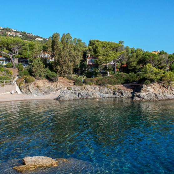 roquebrune - calanquetardieu