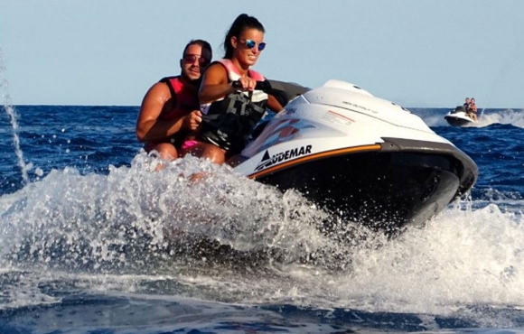 roquebrune - plage sanpeire jetski