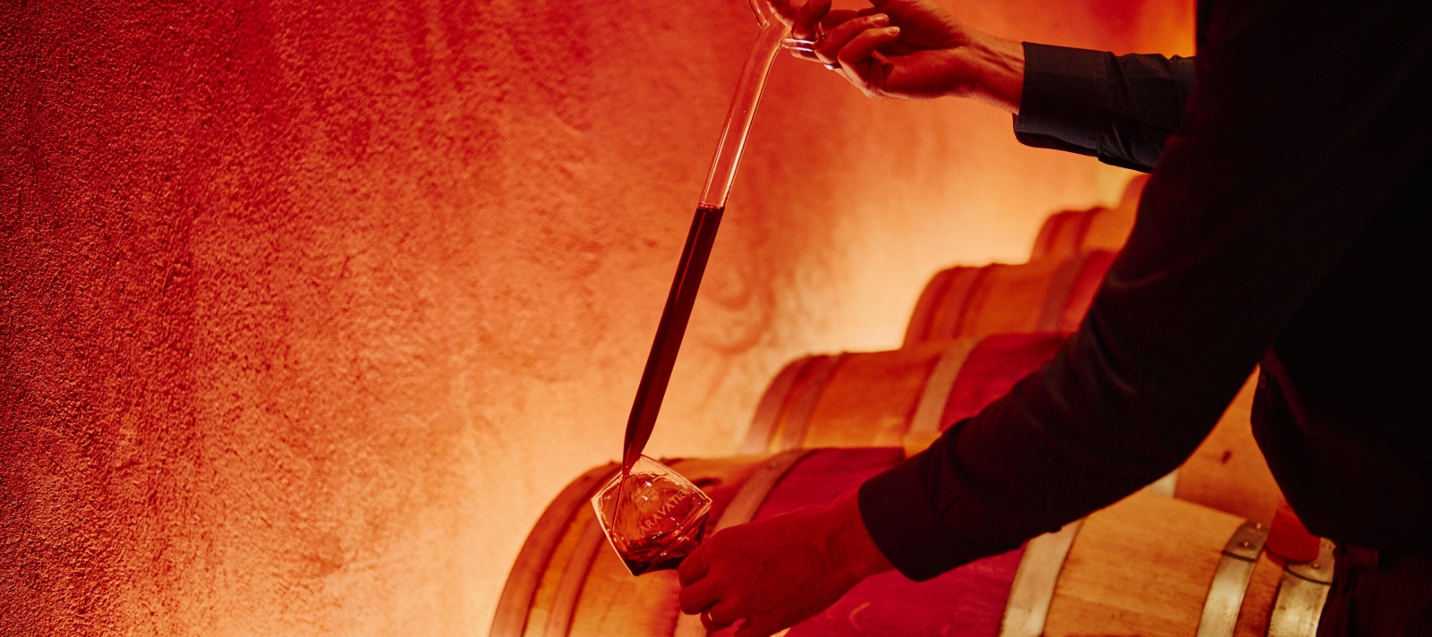 domaine escaravatiers cave