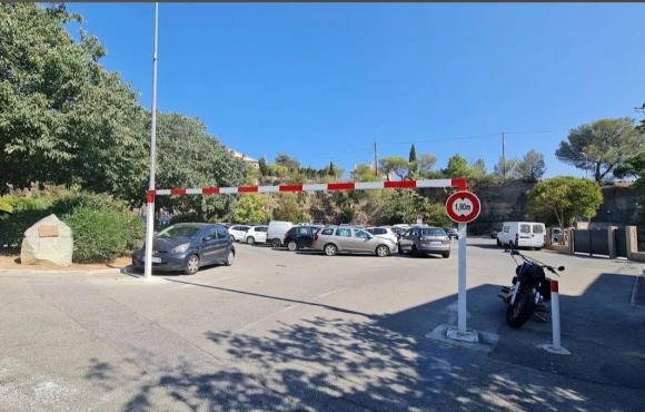Parking Bernard Ricci