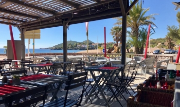 La Belle Vie Café