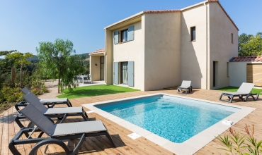maison avec piscine Jas du Pébrier