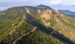L'Estérel : de sa Corniche à son sommet_Saint-Raphaël