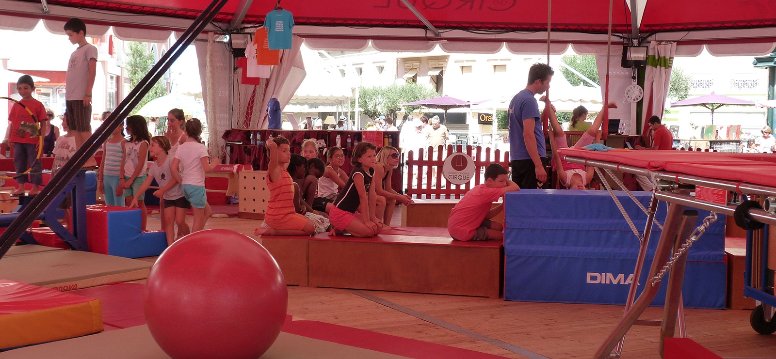 Agay Circus School