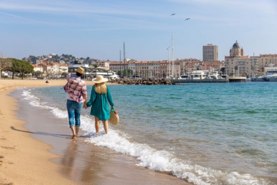 Détente en amoureux en bord de mer