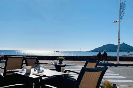 Le coast restaurant