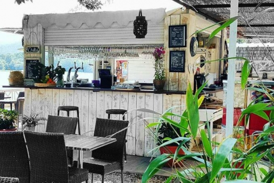 Le Petit Bar du Lac