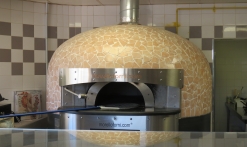Pizzeria