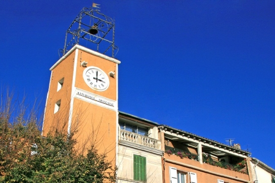 Tour de l'horloge Puget sur Argens