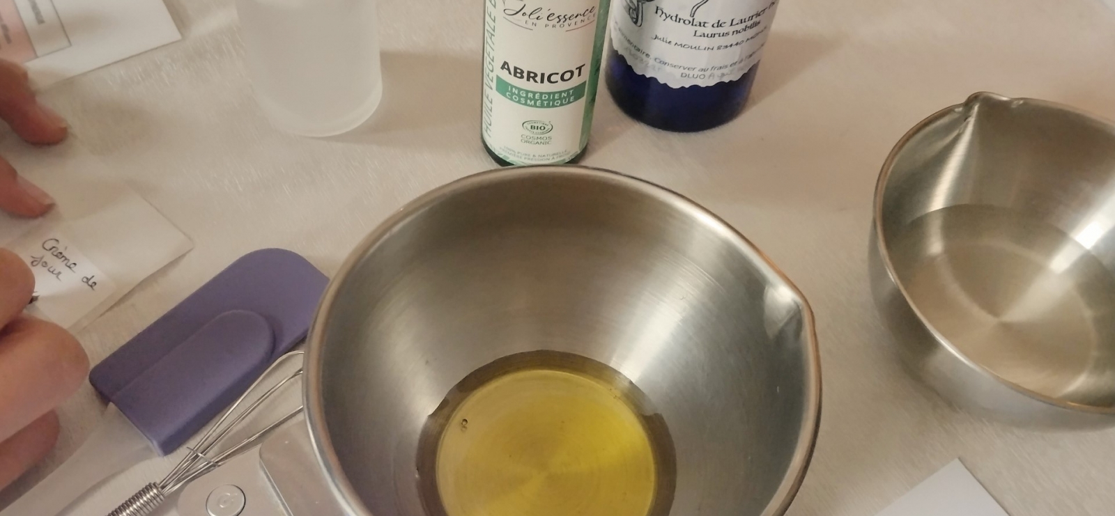 Happy Jeudi Parfum solide mimosa 1