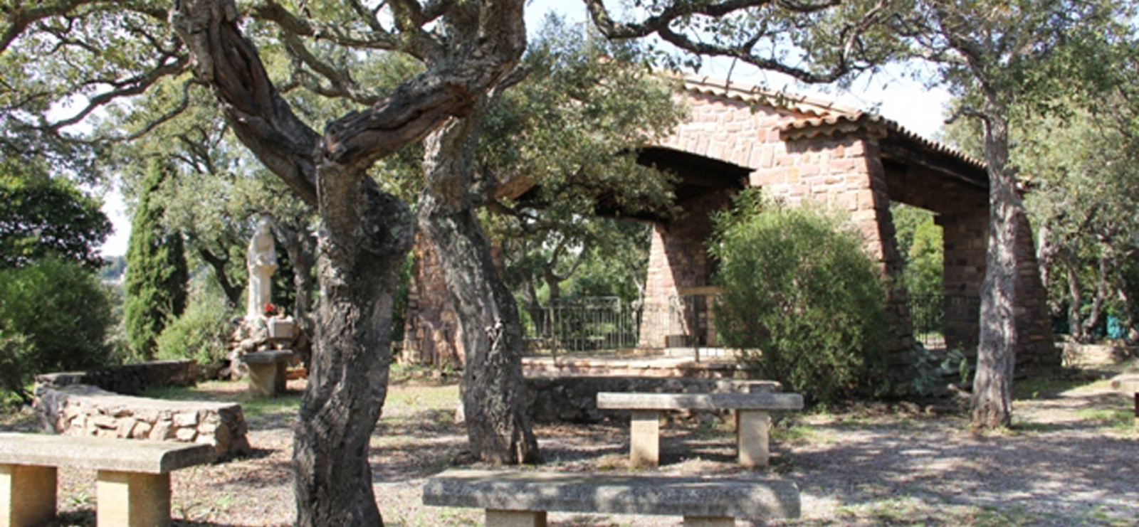 Chapelle des Dolmens