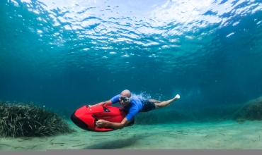 Seabob sous l'eau