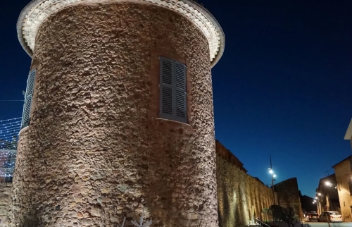 Tours et Rempart Moderne Fréjus
