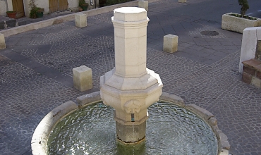 Fontaine vieille