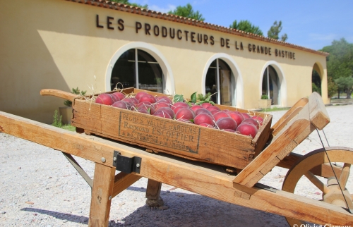 Cagette de pêches Grande bastide