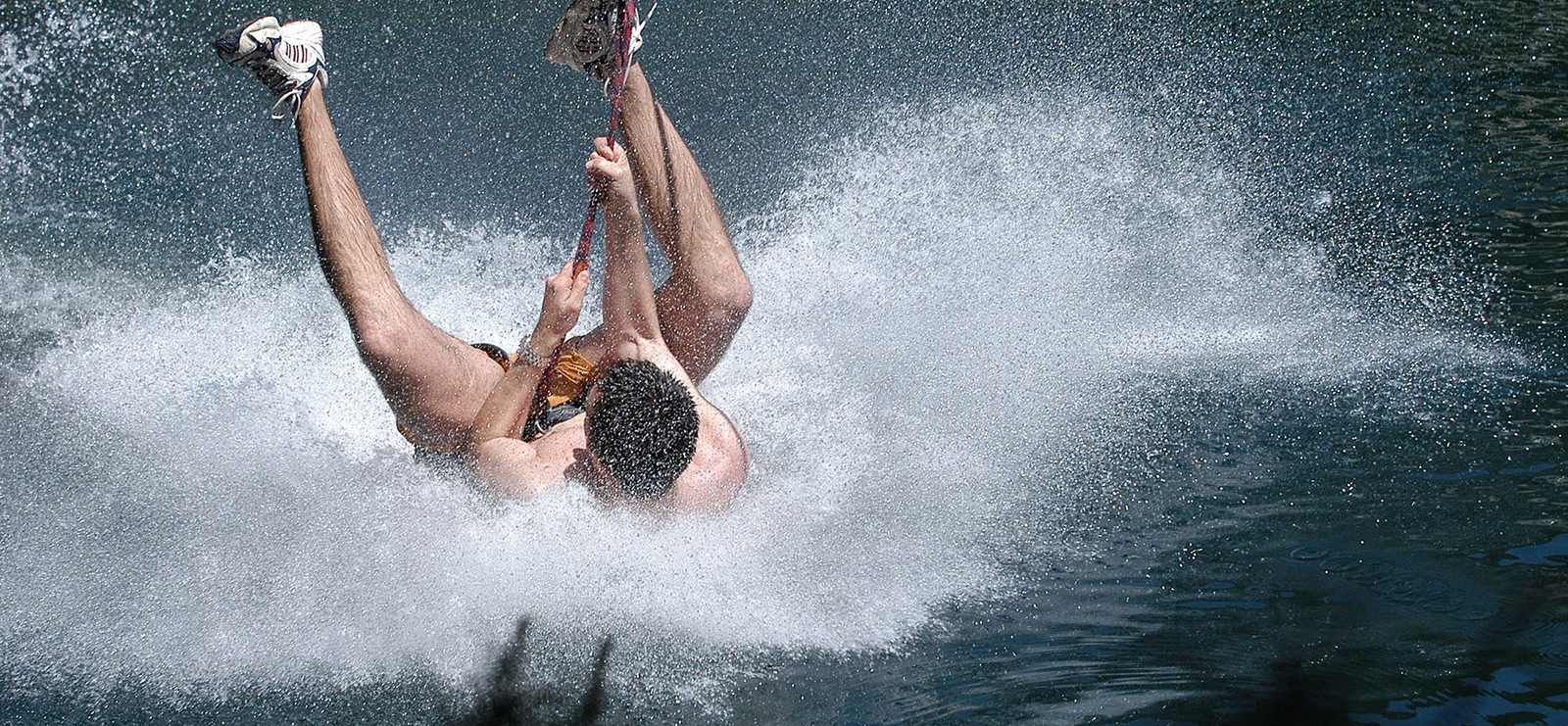 Tyrolienne aquatique avec Team Active
