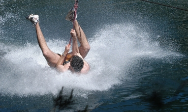 Tyrolienne aquatique avec Team Active