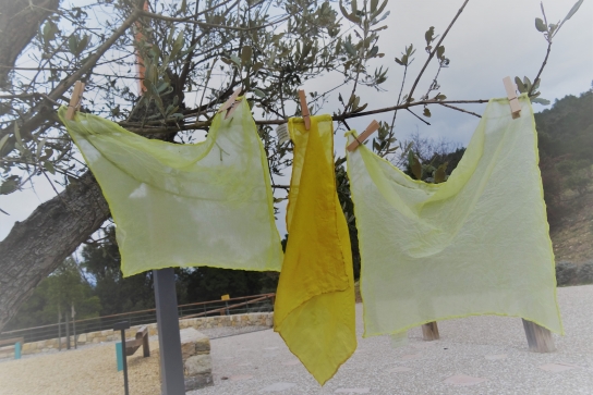 Atelier soie couleur mimosa