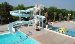 Toboggan de la piscine