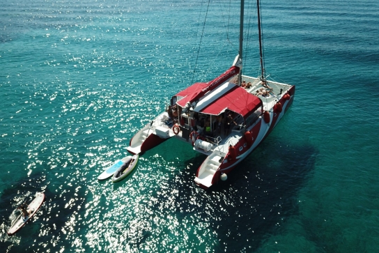 Demi-journée en maxi catamaran