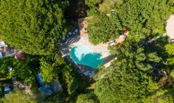 Piscine vu du ciel
