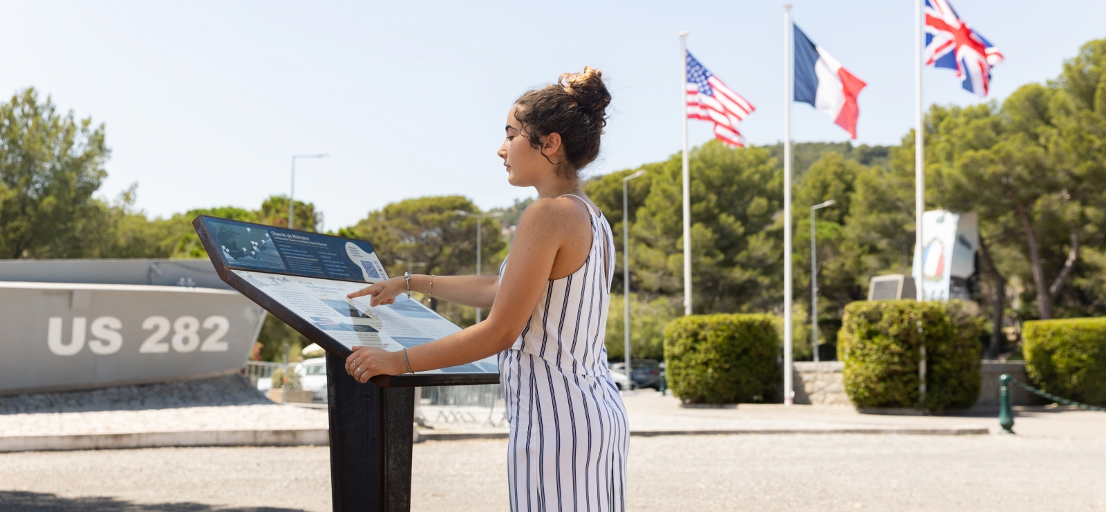 Tour bus le long de la Corniche d'Or Saint-Raphaël