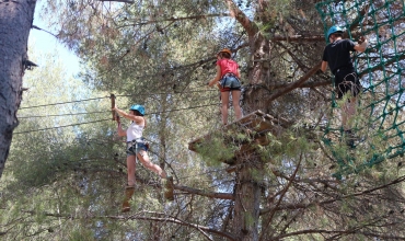 Junior Treetop Adventure Trail by Team Active