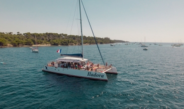 Sortie catamaran journée Iles de Lérins avec AMC Cape Grace