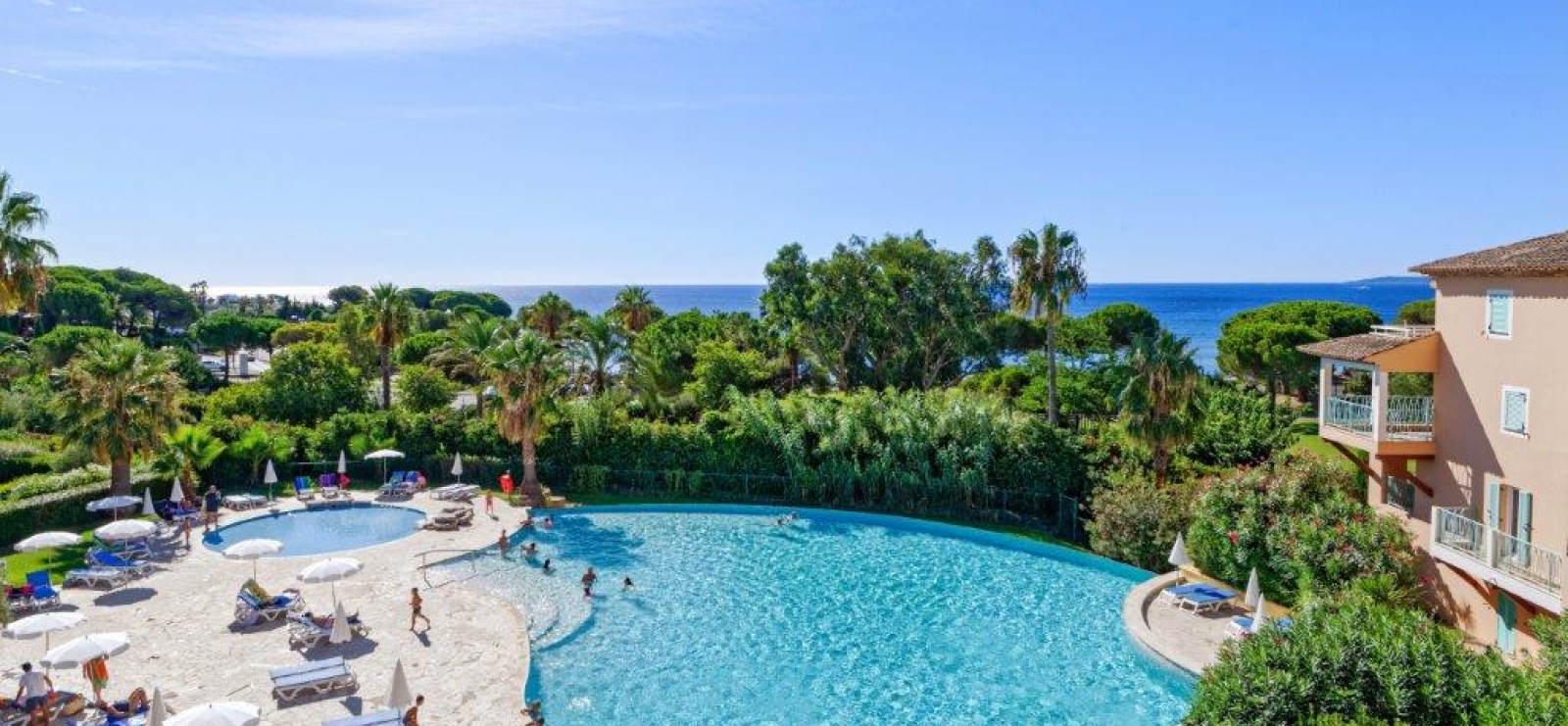 côté piscine 2