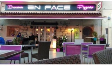 Restaurant En face