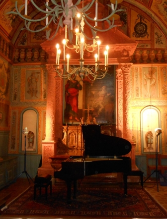 intérieur de la chapelle St Barthélemy