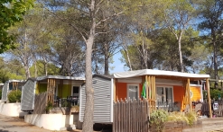Camping La pierre verte mobil home