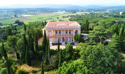 Fréjus 2000 ans d'histoire